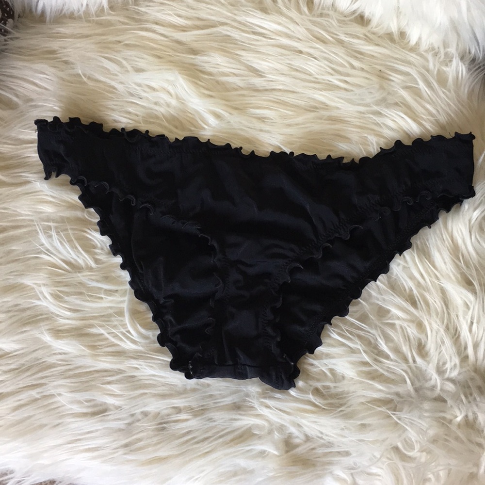 Shade & Shore Wave Ruffle Cheeky Bikini Bottom